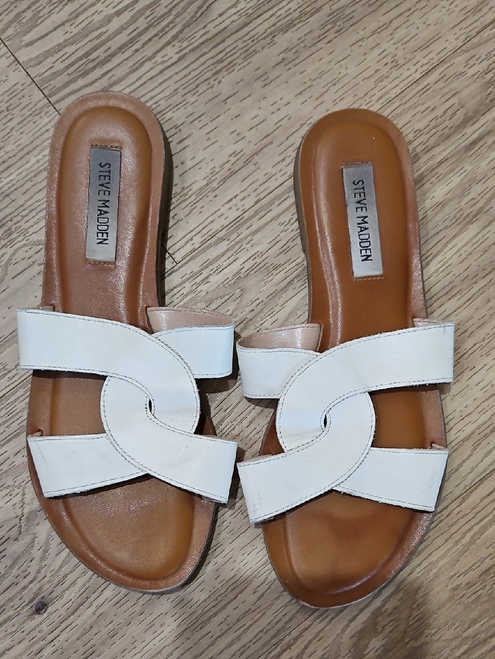 Steve Madden White Interlock Strap Slide Sandals